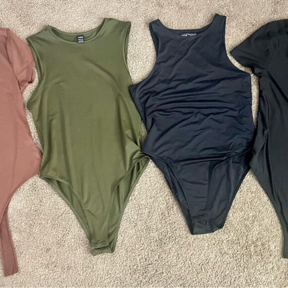 Set of Four Bodysuits in Earth Tones 2 short sleeve 2 sleeveless - Picture 1 of 3